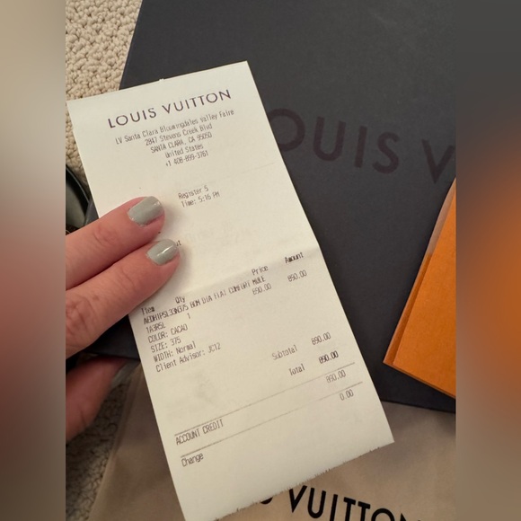 *SOLD*Louis Vuitton Bom Dia Sandal Size 37.5 - Picture 6 of 7